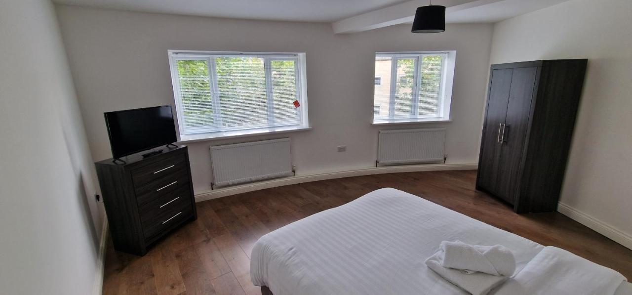 Apartment In Wakefield City Centre ภายนอก รูปภาพ
